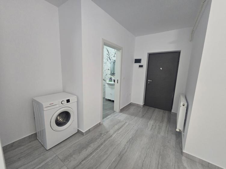 Apartament cu 2 camere decomandat în George Enescu