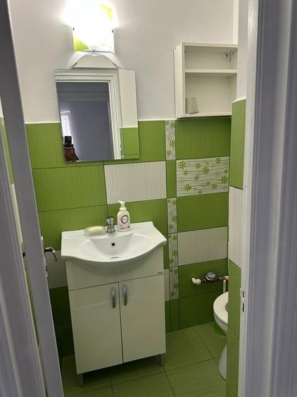 De vanzare apartament cu 3 camere, zona Faleza, etaj 7/8, 149.000 euro - 2