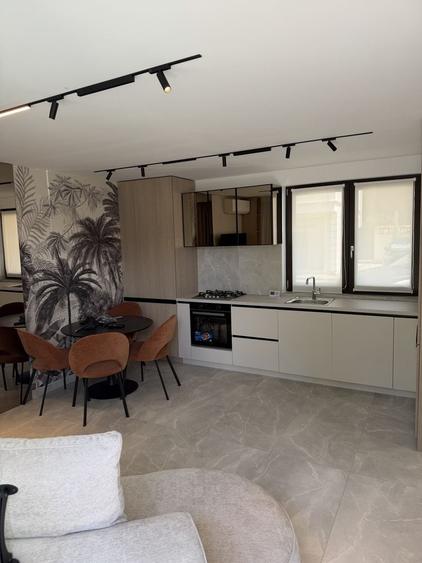 Casă cu 4 camere cu Teren 177 Mp în Central