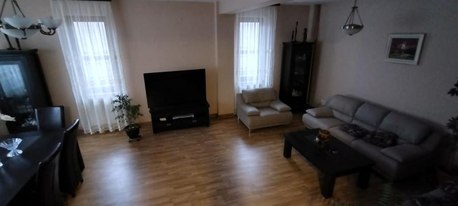 Casă individuală cu 6 camere cu Canalizare în Kamsas