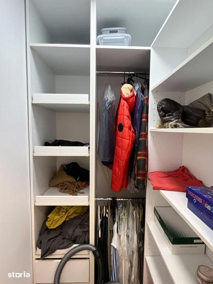 Apartament cu 3 camere decomandat în Dobroești