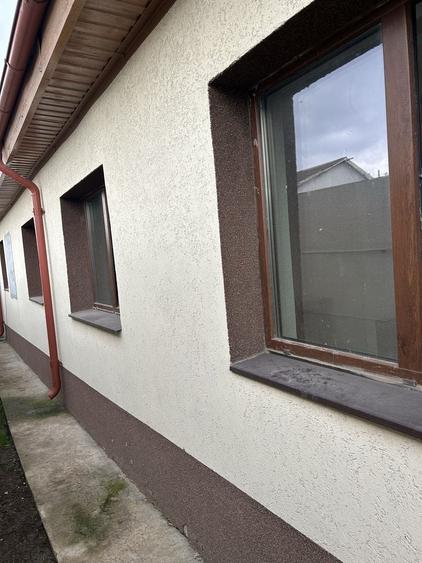 Casă cu 3 camere în Lumina
