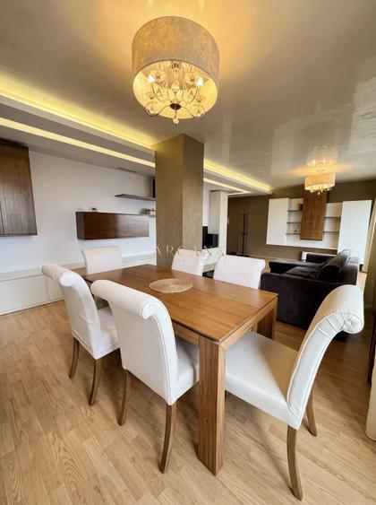 Apartament cu 3 camere semidecomandat, mobilat în Europa