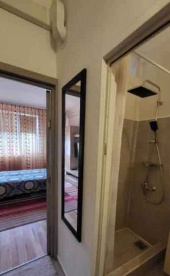 Garsonieră semidecomandată în Far