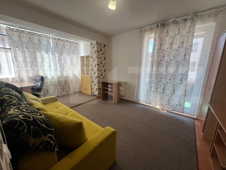 Apartament cu 2 camere semidecomandat, mobilat în Florești