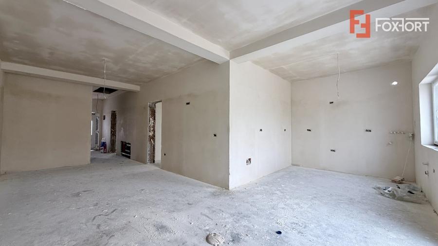 Duplex cu 3 camere cu Canalizare în Moșnița Nouă