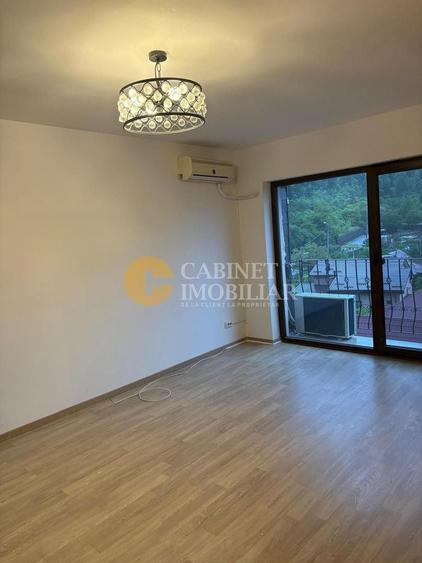 2 CAMERE DECOMANDAT-52 MP-ETAJ 3- PARCARE - ZONA POITIERS - 4