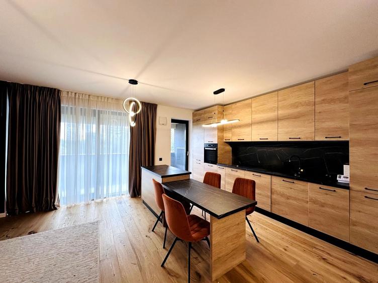 Apartament cu 3 camere decomandat, mobilat în Aviației