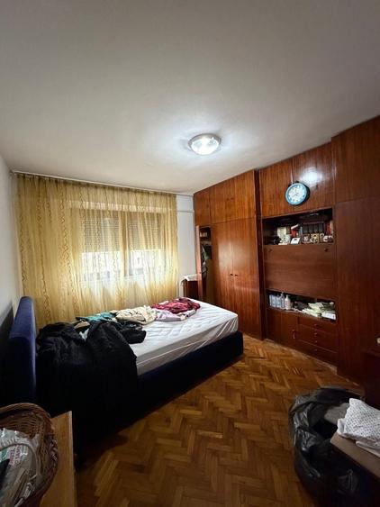 Apartament cu 4 camere, mobilat în Tomis I