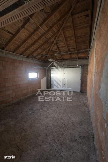 Casă cu 6 camere cu Teren 877 Mp în Biled