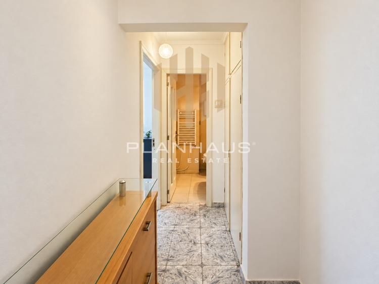 Apartament cu 4 camere decomandat, mobilat în Central