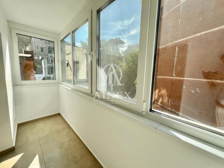 Apartament cu 4 camere decomandat în Complex Studențesc
