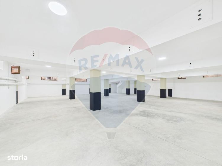 Spațiu comercial, de 340 mp, în Prelungirea Ghencea