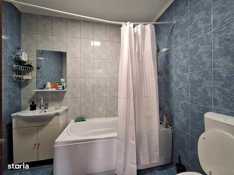Apartament cu 2 camere semidecomandat în Luna