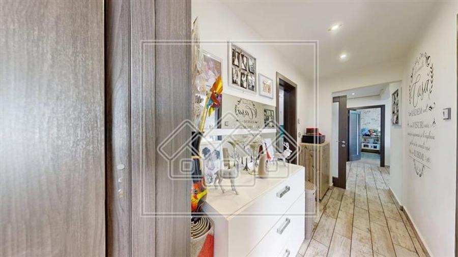 Apartament cu 3 camere decomandat în Mihai Viteazul