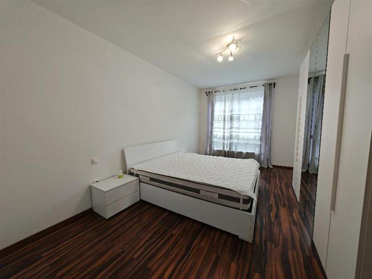 Apartament cu 3 camere decomandat, mobilat în Avantgarden