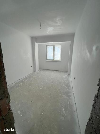 Apartament cu 3 camere în Valea Lupului