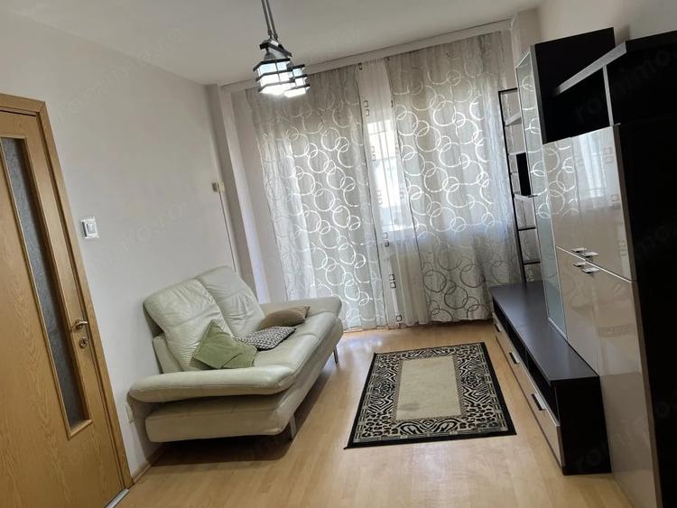 Apartament cu 2 camere decomandat în Calea Dumbrăvii
