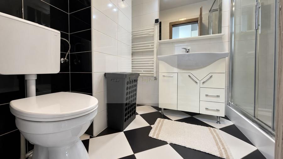 Apartament cu 2 camere semidecomandat, mobilat în Între Lacuri