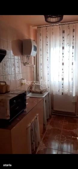 Apartament 2 camere cu balcon, etaj 3