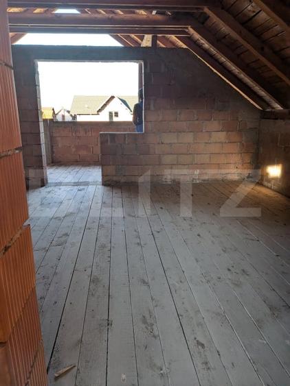Casă individuală cu 5 camere cu Teren 650 Mp în Tărlungeni
