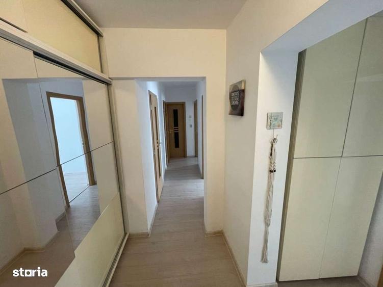 Apartament cu 3 camere decomandat în Moara de foc