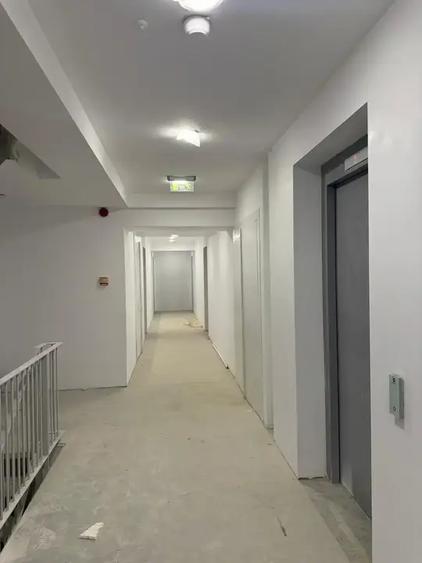Apartament cu 2 camere decomandat în Tei