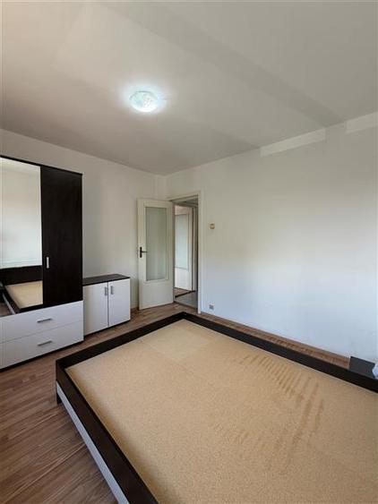 Apartament cu 2 camere decomandat în Griviței