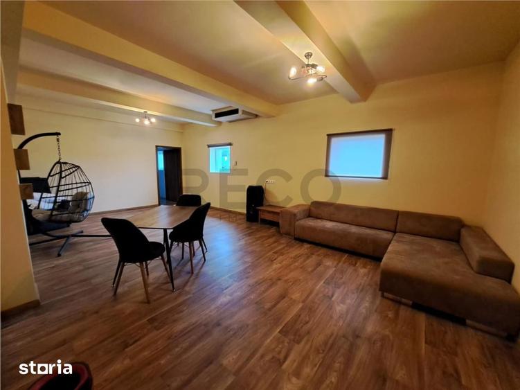 Casă cu 8 camere cu Teren 500 Mp în Central