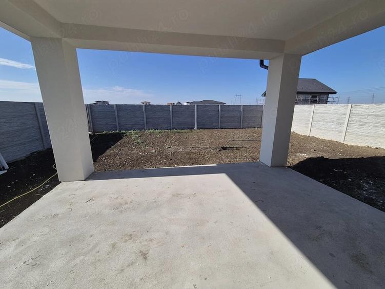 Casă cu 4 camere cu Teren 430 Mp în Vladimirescu