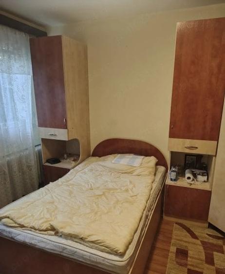 Apartament cu 2 camere decomandat în Drumul Taberei