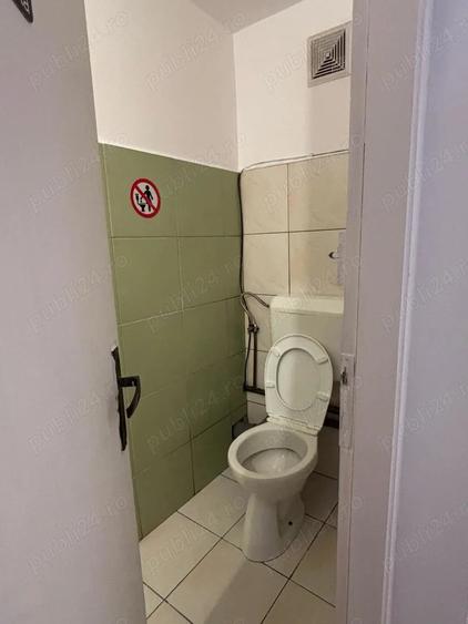 Spațiu comercial, de 100 mp, în Central