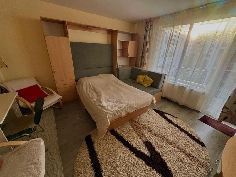 Apartament cu 2 camere decomandat în Borhanci