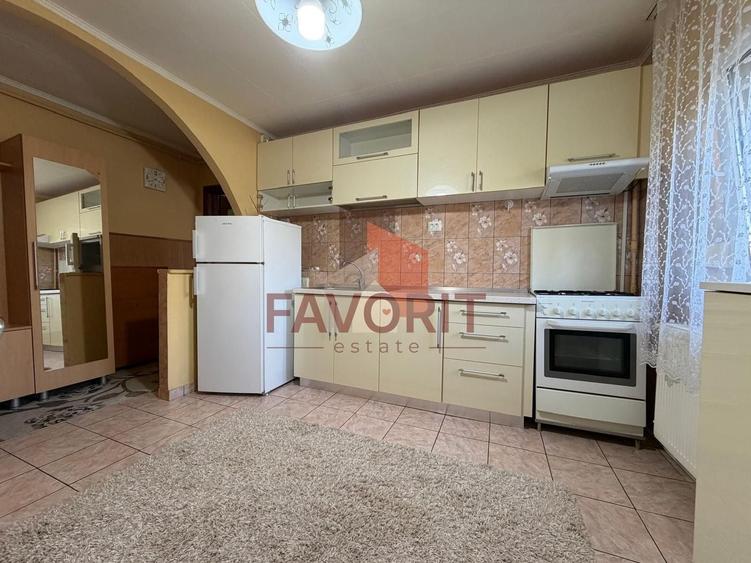 Apartament cu 2 camere semidecomandat, mobilat în Simion Bărnuțiu