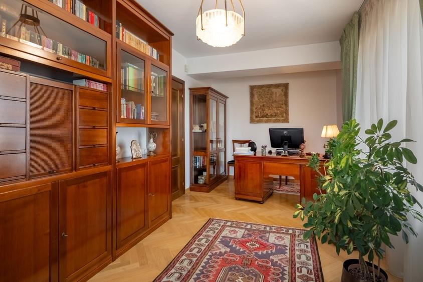 Casă individuală, elegantă, discretă, lumină naturală și confort autentic - 26
