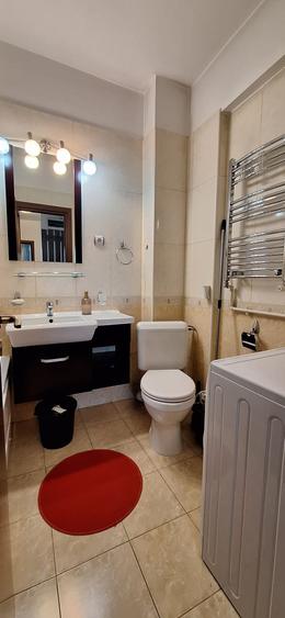 Apartament cu 2 camere decomandat în Titan