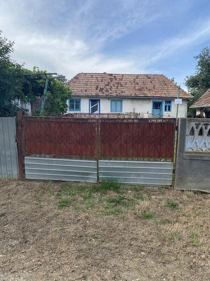 Casă cu 2 camere în Boian
