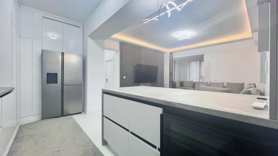 Apartament cu 4 camere, mobilat în Pipera