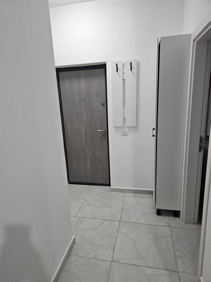 Garsoniera decomandata Militari Residence - 6