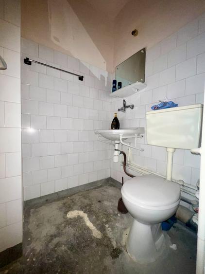 Apartament cu 3 camere decomandat, mobilat în Lipovei