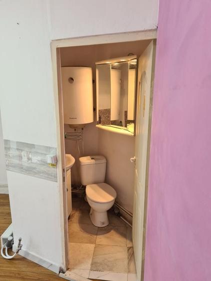Spațiu comercial, de 20 mp, în Central