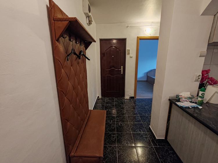 Apartament cu 2 camere decomandat în Răcădău