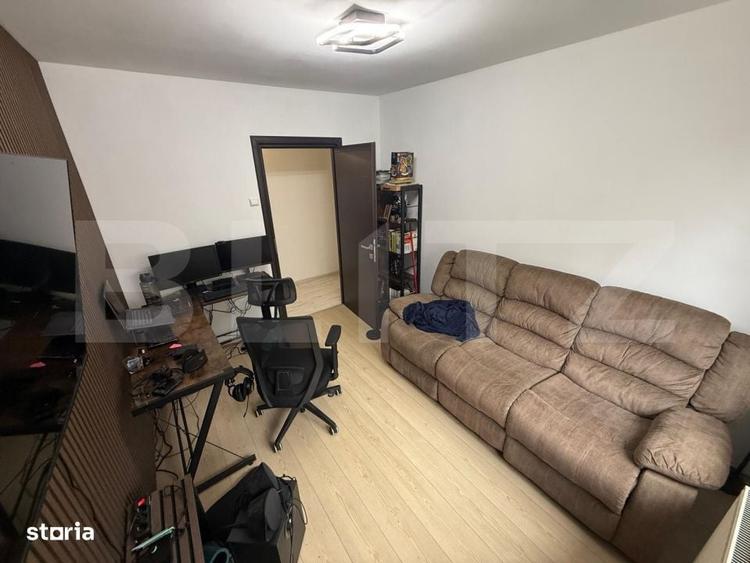 Apartament 3 camere, 2 bai, decomandat, etaj intermediar, boxa - 3