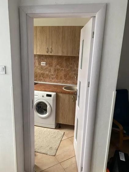 Garsonieră semidecomandată în Titan