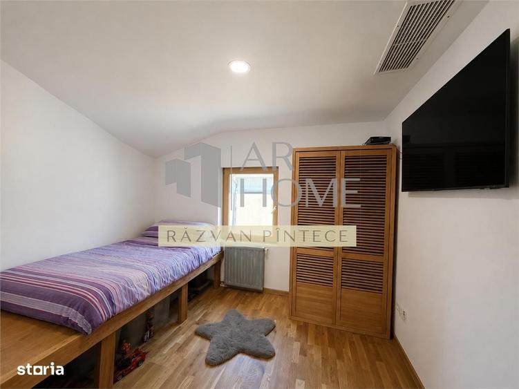 Casă cu 4 camere în Hipodrom