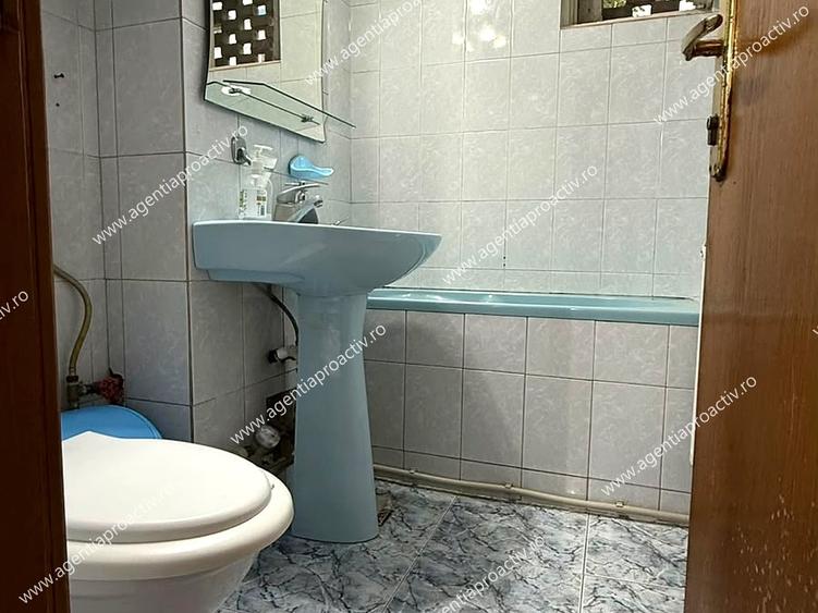 Apartament cu 3 camere decomandat în Ultracentral