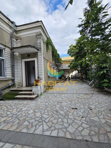 Casă individuală cu 4 camere cu Canalizare în Iancului
