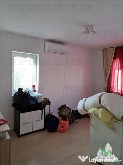 Casă cu 6 camere cu Teren 250 Mp în Dragomirești-Vale