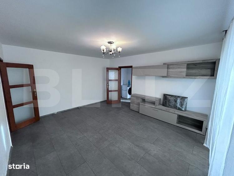 Apartament cu 3 camere semidecomandat în 9 Mai