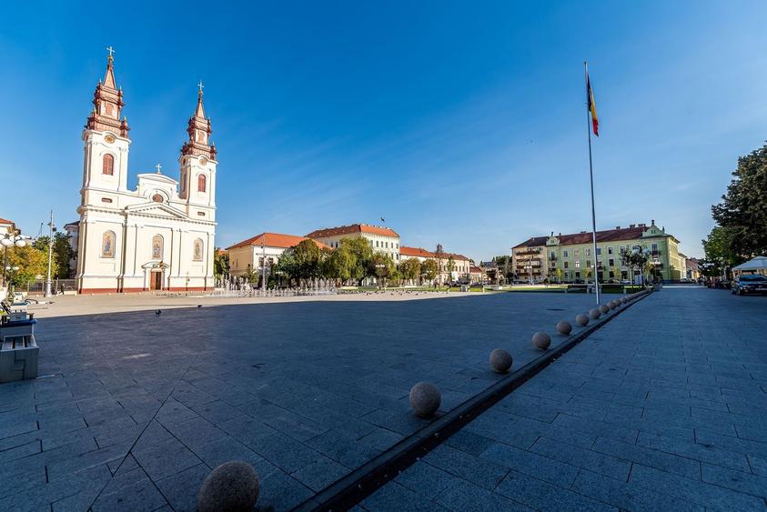 Garsonieră semidecomandată, mobilată în Central